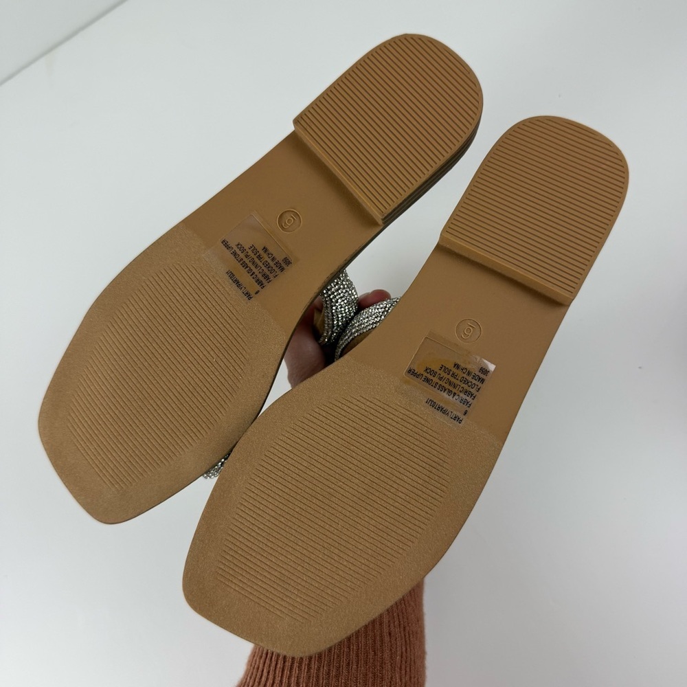 Madden Girl Partly Rhinestone Two-Band Slide Sandals Womens 6 Silver Flats NEW - Picture 7 of 11